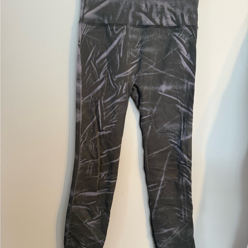 Lululemon Athletica Ribbed Leggings